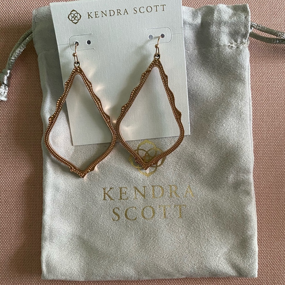 Kendra Scott Rose Gold Earrings- like new